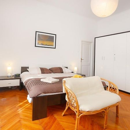 Beach Apartment Bacvice Сплит Екстериор снимка